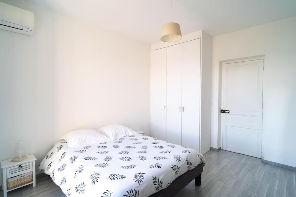 Appartement T4 Vue Mer Proche Gare Et Centre Ville Ajaccio  Bagian luar foto