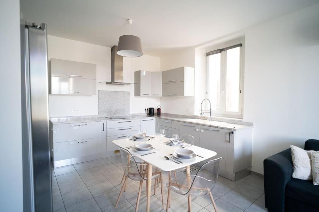 Appartement T4 Vue Mer Proche Gare Et Centre Ville Ajaccio  Bagian luar foto
