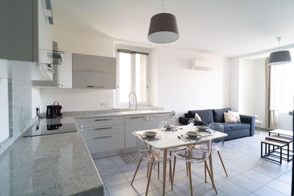 Appartement T4 Vue Mer Proche Gare Et Centre Ville Ajaccio  Bagian luar foto